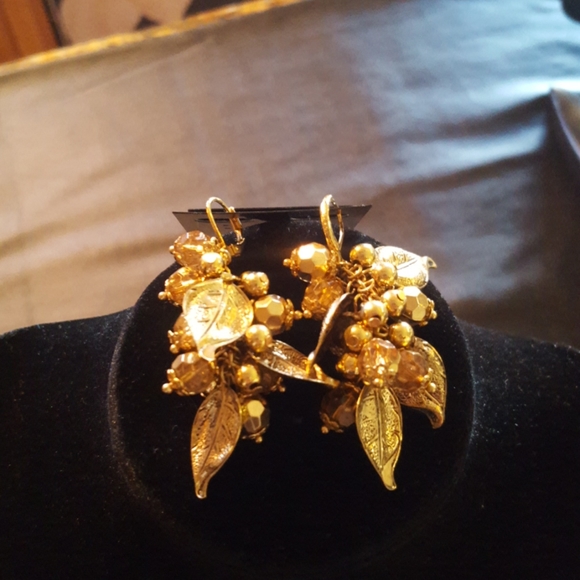 Joan Rivers Dangle Leaf Earrings - Picture 6 of 8